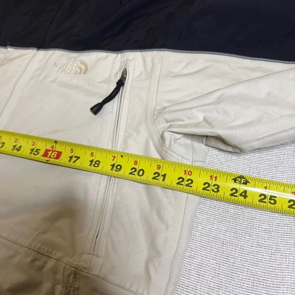 The North Face HyVent Parka Jacket Men L Cream Black Hooded Colorblock